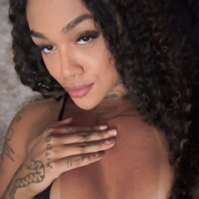 amaribdjl's profile picture. adult content creator 🔞 | @yoursmarimontez | https://t.co/x577cEkKPI | VIP https://t.co/ridnusl2Fk |🇫🇷🇧🇷