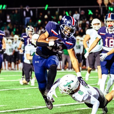 Khamario_Davis's profile picture. 6ft 200lbs | c/o 26 | RB/WR | 4.53 40yd dash | Manhattan High | 3.9 GPA | God First †