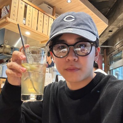 ponpon89318931's profile picture. 凸凹