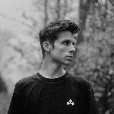 visualsbyzack's profile picture. Photographer & Director 
Founder — @AvoraAgency 
✉️ Zack@AvoraAgency.com