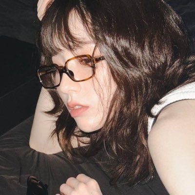 ynnacomsono's profile picture. 