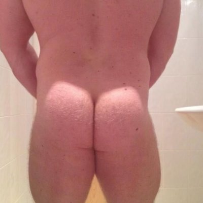 Bumme376068's profile picture. bottom lad in Brum loves black and Asian 🍆   r4pe me please.