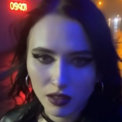 IvyAstrix's profile picture. web3 engineer who is not yet a DJ

former: @TantalusLabs @TELUS @GEVernova