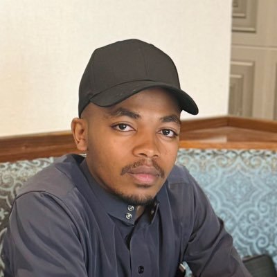 SaniMusa_'s profile picture. Speaker || Chemist || Youth Dev. |¦★ Energy Finance Analyst || Trained @dundeeuni @cepmlp and @ifpschool France ¦|★ CR7 || Chairman @Sif_ng