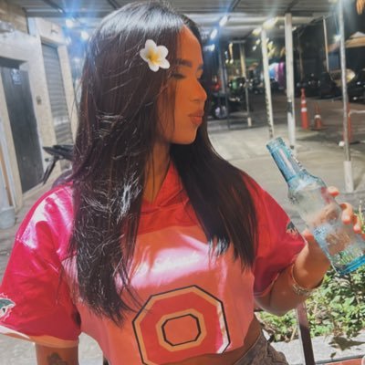 japaandrade13's profile picture. Ainda não sei dizer adeus 👩🏽👵🏽✨🖤/ Isis 👧 ❤️‍🩹