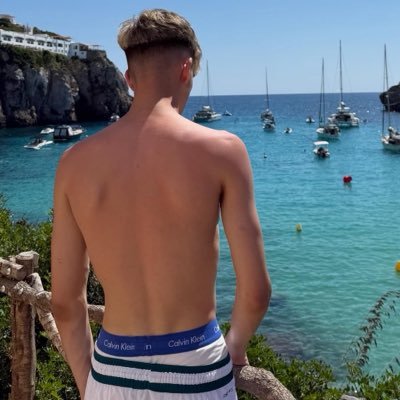 kastbel's profile picture. 