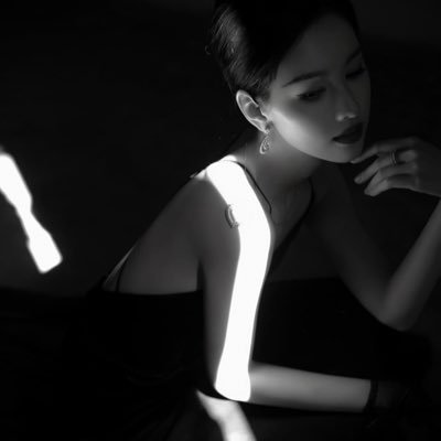 magiasonare's profile picture. 𓏲 ࣪ ˖ 𓂃 𝓐 𝐣𝐨𝐮𝐫𝐧𝐞𝐲 𝐨𝐟 𝐡𝐚𝐫𝐦𝐨𝐧𝐢𝐨𝐮𝐬 𝐠𝐫𝐚𝐜𝐞, 𝐰𝐡𝐞𝐫𝐞 𝐜𝐚𝐝𝐞𝐧𝐳𝐚𝐬 𝐰𝐡𝐢𝐬𝐩𝐞𝐫 𝐭𝐚𝐥𝐞𝐬 𝐨𝐟 𝐩𝐚𝐬𝐬𝐢𝐨𝐧.