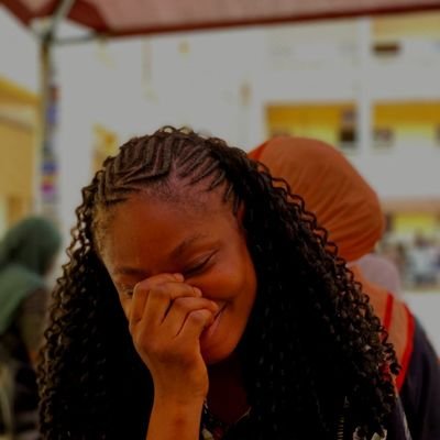 OluwaTosin523's profile picture. 