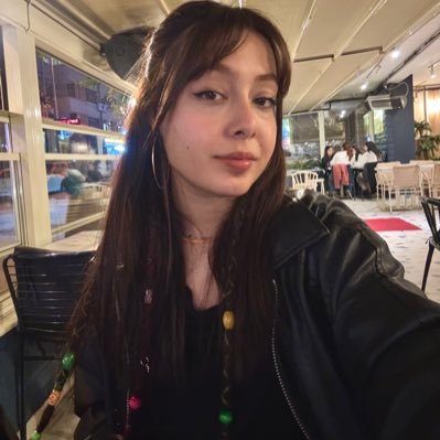 Zeysuu0's profile picture. 