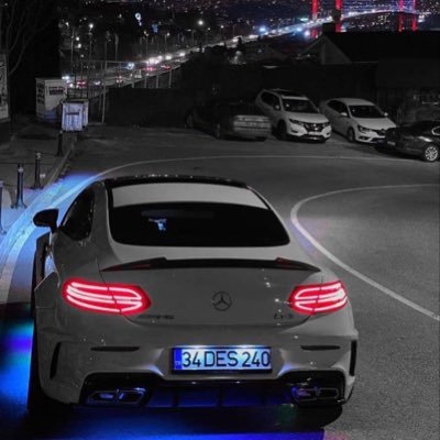 elonreeve09161's profile picture. 