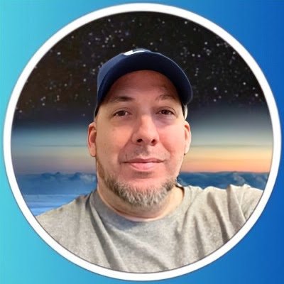 iMarkLx's profile picture. tech × lifestyle × vibes