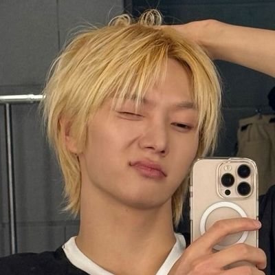 hanbin_dimples's profile picture. #성한빈 & #한진 & #성호 : i love you with all my soul　𑄽୧