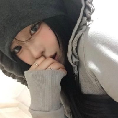 saraaa_pubg's profile picture. 𝗂𝖯𝗁𝗈𝗇𝖾𝟣𝟧𝗉𝗅𝗎𝗌 ¦ 𝖪𝖱𝖩𝖯 ¦ 𝟦本指 / オールジャイロ勢 ¦ 𝖯𝖴𝖡𝖦𝗆 ¦ アイコンは雰囲気🤣(Pinterestから探して来ました) ¦ サブ【@_xoxo_kuro_】
