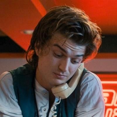 lomlsatellite's profile picture. 