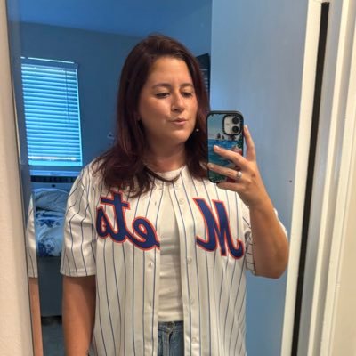 CalmYourMitts's profile picture. NYM ⚾️ NYG 🏈 NYI 🏒 Ya Gotta Believe in Believe 💛 My podcast: @awlonpod 🎙️