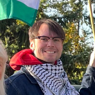 seizethebanks's profile picture. Revolutionary Marxist strategy, tactics, theory, and analysis @wrkrsagnstfscsm. History professor in training (currently working on my BA).