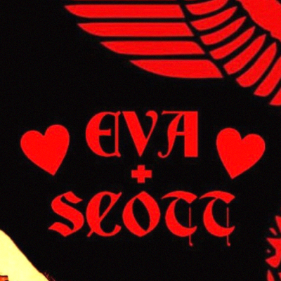 reichandwhyte26's profile picture. I'll Follow Back-Missing 1K plus Frens!!  4th Account- can't dm !!  Thankful for all my Frens-Happy Holidays!!