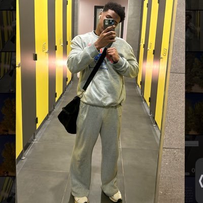 faiz7v's profile picture. 🧑🏽‍🦱=🧑🏽‍💻+🧎🏽+🏋🏽+🍲+📲+😴