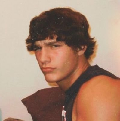 gastonamadeus's profile picture. Nasci para amar.