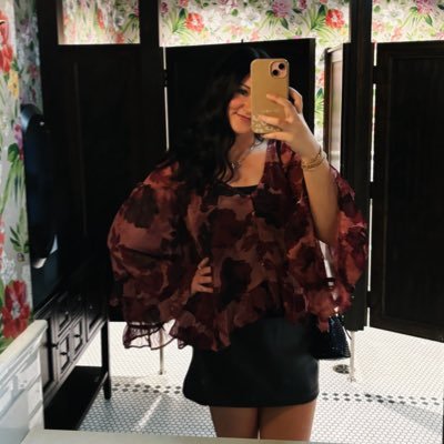 emilykohara's profile picture. 