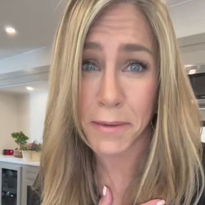 AnistonJen81372's profile picture. 