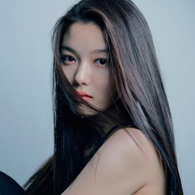 _ohmyraz's profile picture. Baek Ah Jin🤍