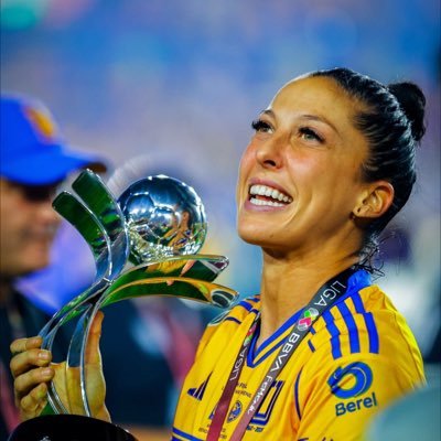 Jennihermoso's profile picture. Jugadora del @tigresfemenil 🐯🇲🇽 e internacional con la @sefutbol 🇪🇸 . Instagram: JENNIHERMOSO