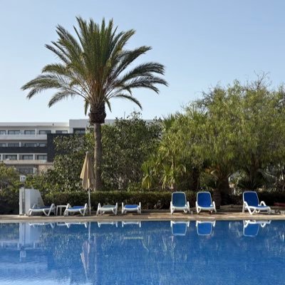 jutfnmou1268985's profile picture. Hello