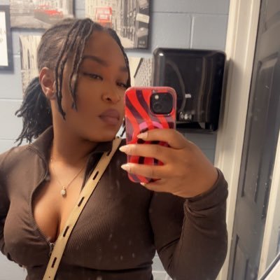 Shekmuah's profile picture. Boy mom | CEO of Onour’d Creations LLC | Hookahologist (Pretty Puffers)💨💨