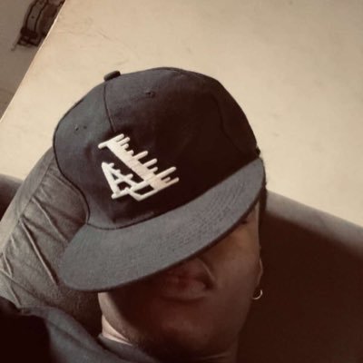 zaddy_blaine's profile picture. bro, I’m drunkkk😆