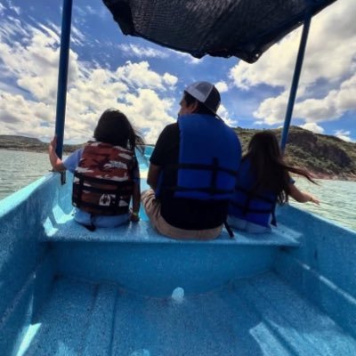 gmglln's profile picture. Software Engineer 🏴‍☠️