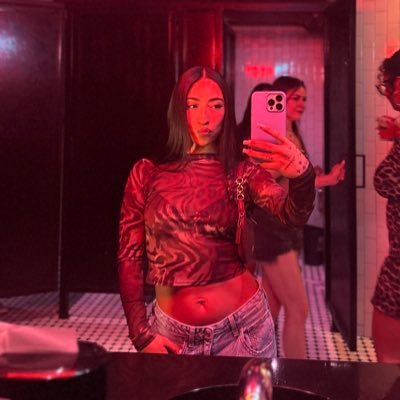 angellylizeth's profile picture. la innombrable