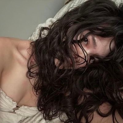 letddwn's profile picture. homesick, wave to earth