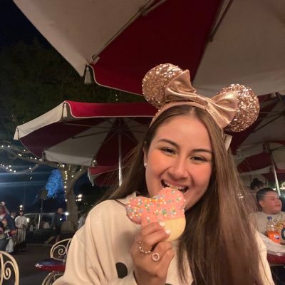 honeysara07's profile picture. 