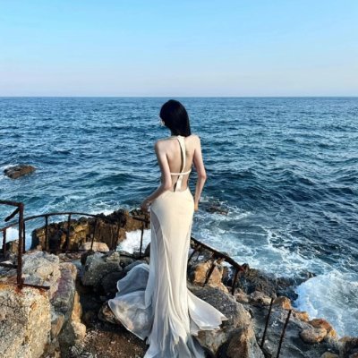 Suenoxn's profile picture. My value doesn’t fluctuate with the market.