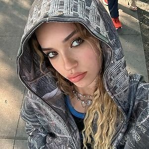 coffeewitheart's profile picture. max verstappen es bostero y peronista, como yo