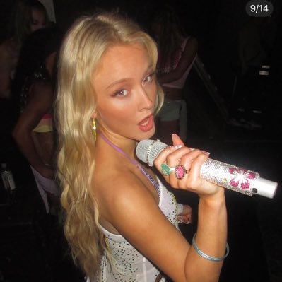 goldrushzlut's profile picture. ✧.* I don’t like anticipating my face in a red flush ✧.* gold rush headquarters | @paiges_priv