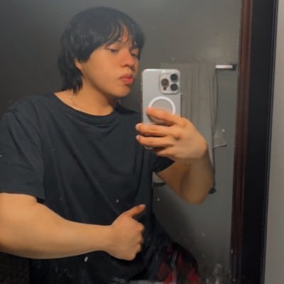 i_joseph03x's profile picture. 