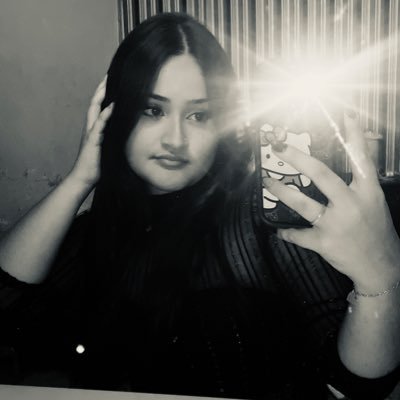 eusarahdiniz's profile picture. 