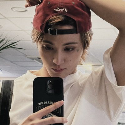 dejfeats's profile picture. hi — akun promosi @jokii_ian