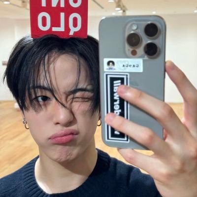 xxxjhyukism's profile picture. FA // Noona🦁 // 💛 #빅뱅 👑 // 🩵 #트레저 💎