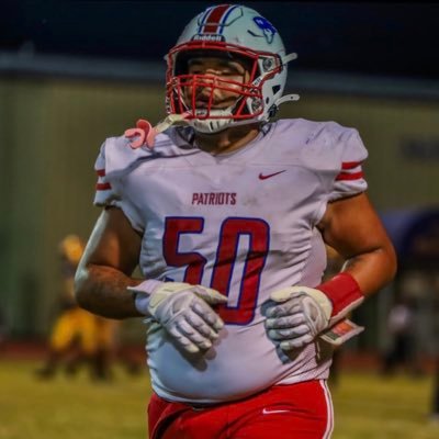 Nicholasgibbs50's profile picture. 📏 6’1 285 OL/DL 335bench 550squat 575deadlift 285powerclean 3.2 gpa coach’s number(+1 (870) 208-6652) Tyler paschal gmail(https://t.co/7PB5Stp3sX