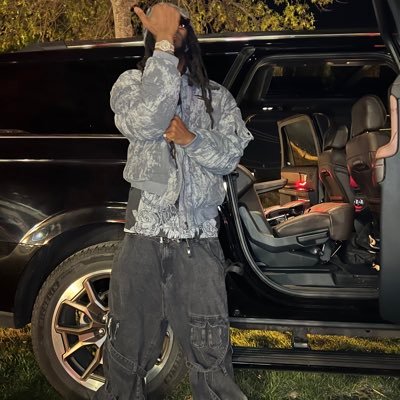 pablopunisha's profile picture. ⁷⁷⁷ 🐐 Yo Porn Dad!🤴🏾of POV | 🏆 Urban X Award ‘25 |🚫 Collabs Closed