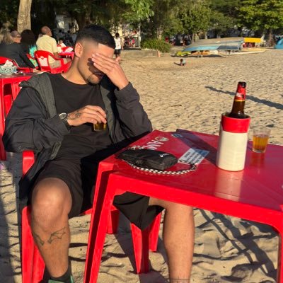 ShaynnerRecords's profile picture. Produtor Musical/Fonográfico.              CEO da Sev7nt Records. Trabalhos entre em contato via e-mail: Contato@sev7ntrecords.com.br