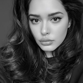 darkacademician's profile picture. I read, I think, I regret opening this app.