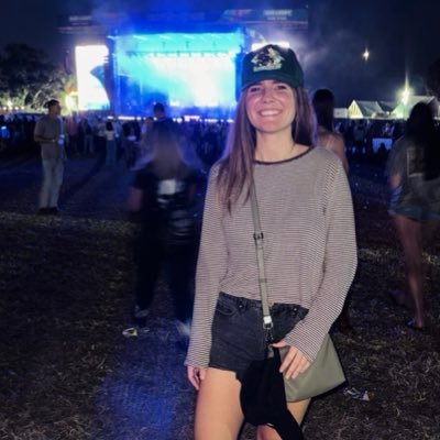 _hoopc's profile picture. You are a work of art. Here are mine. ✍️ 🤍