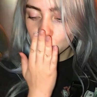 illomika's profile picture. u don't miss me?⠀⠀