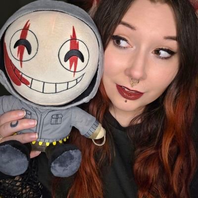 5uff0c4t3's profile picture. thirty one. canadian. photographer. streamer/vtuber.