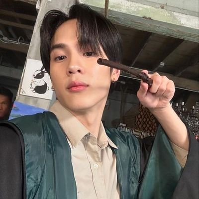 mahhypen's profile picture. ⚠️ warning: não-binário multifandom