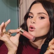 selenakisstell's profile picture. Dedicated to loving Selena Gomez/ BTS, Taylor and 1VERSE• 
• (3/4) • Sel 07/13 ♡ • SFC 19/07/24 ♡ • taylor 12/11/23 ♡ 💌 conoci a wos 16/11/25